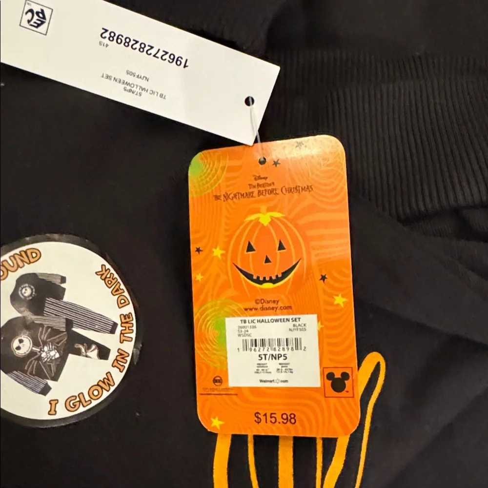 Nightmare before Christmas Skeleton Sweatshirt and Pants Set kids size 5‎